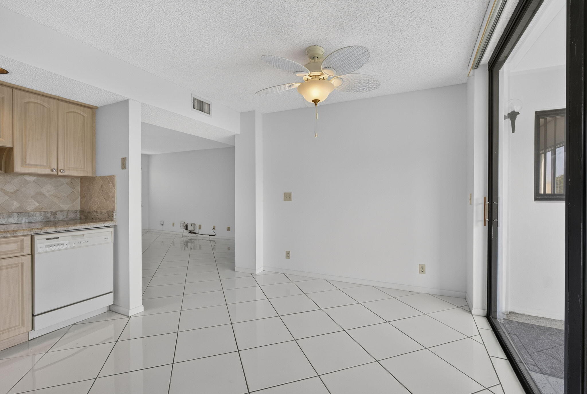 DOGWOOD CONDO - Residential