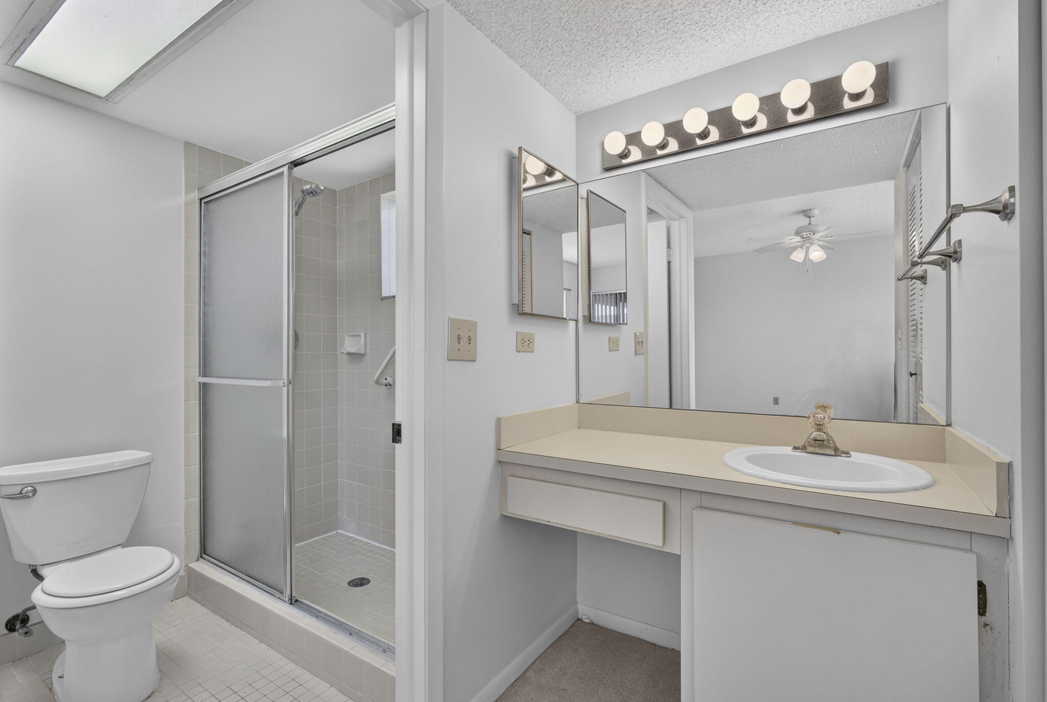 DOGWOOD CONDO - Residential