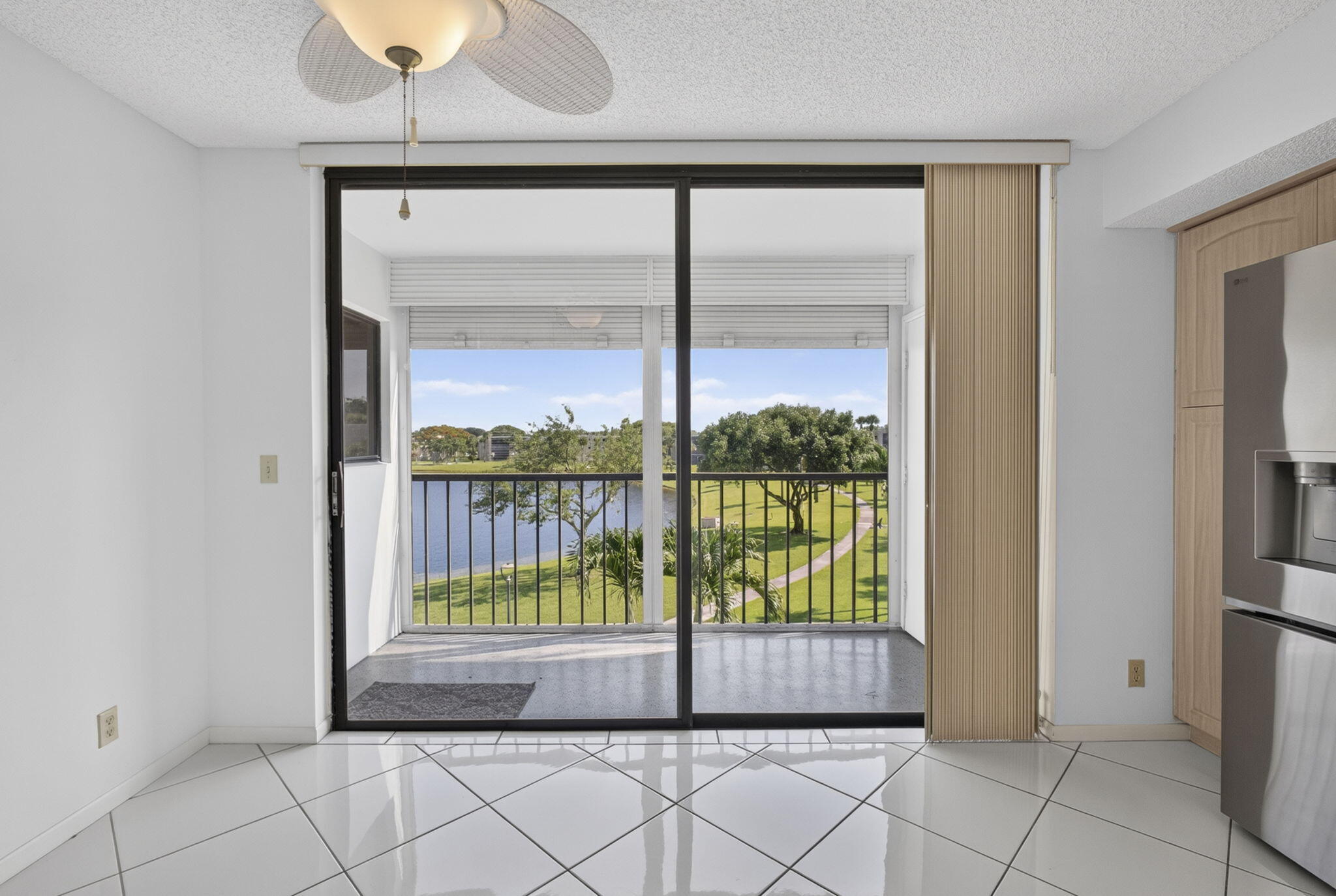 DOGWOOD CONDO - Residential