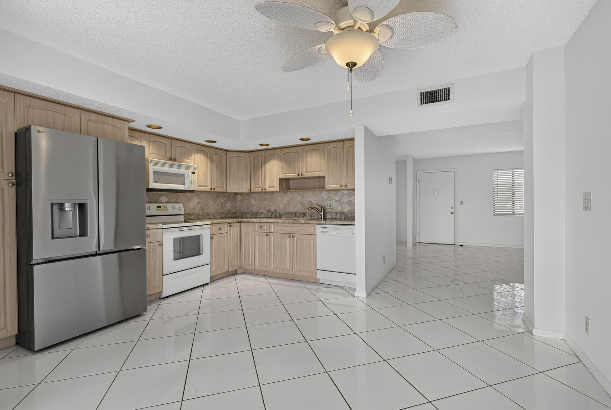 DOGWOOD CONDO - Residential