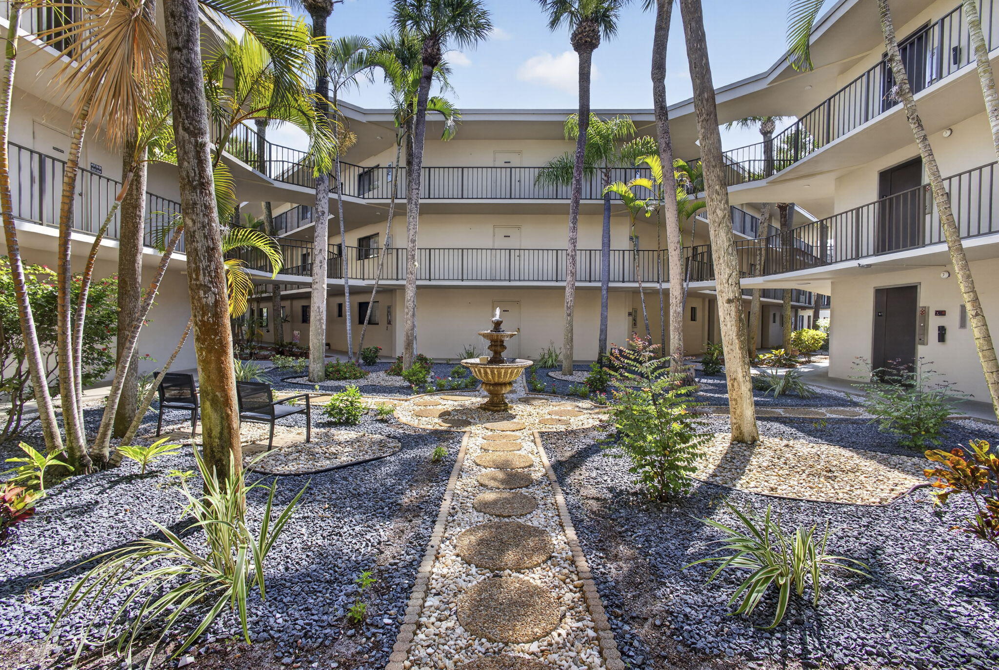DOGWOOD CONDO - Residential
