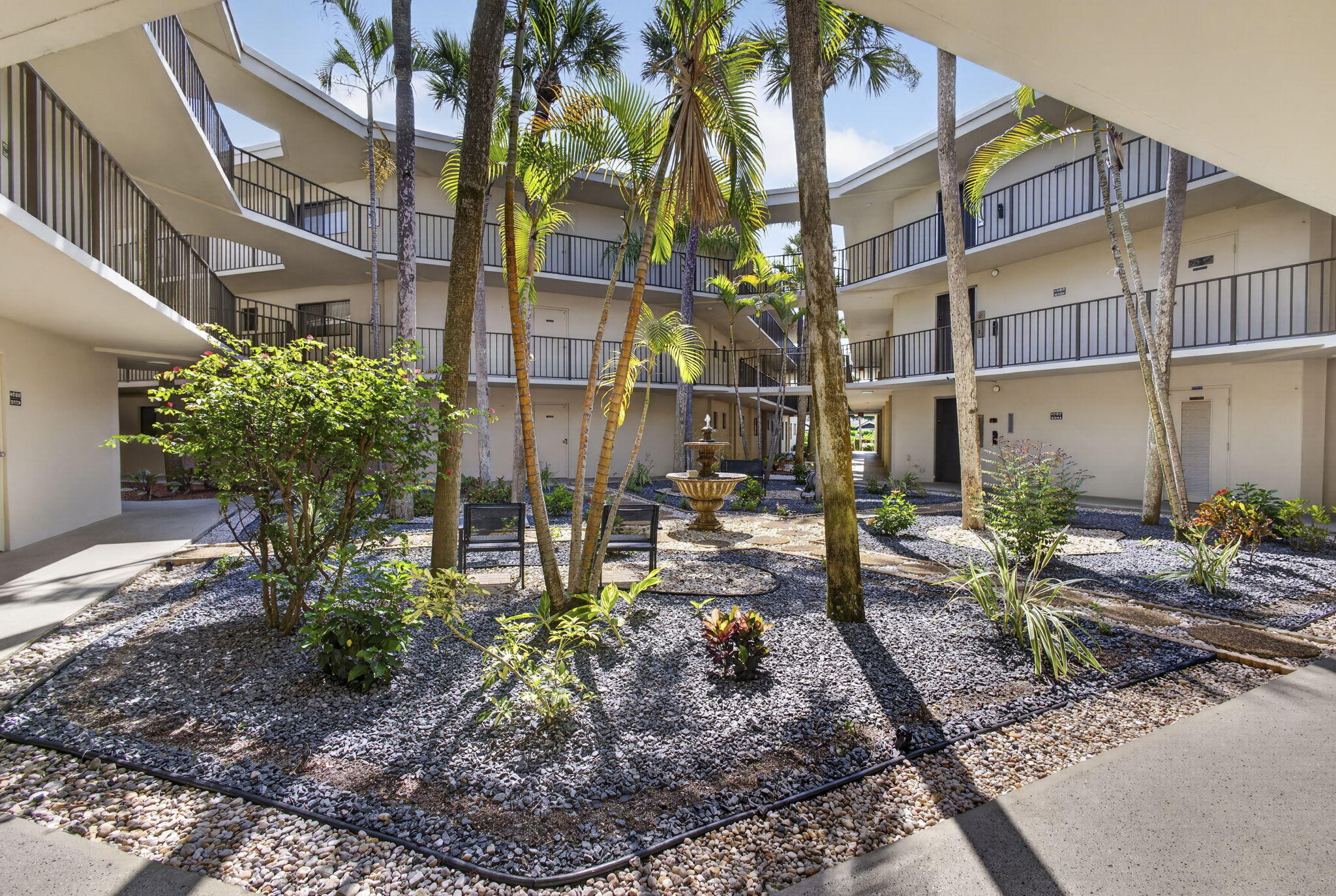 DOGWOOD CONDO - Residential