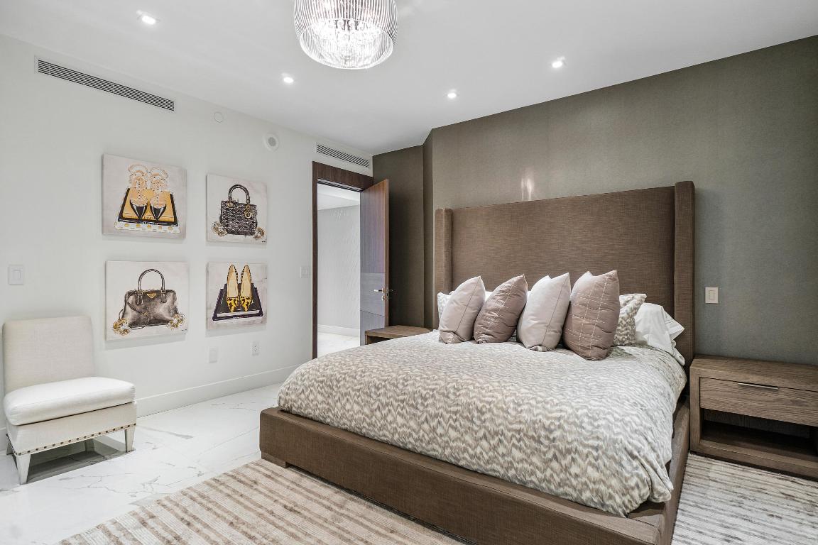 DIPLOMAT OCEANFRONT RESIDENCES - Residential