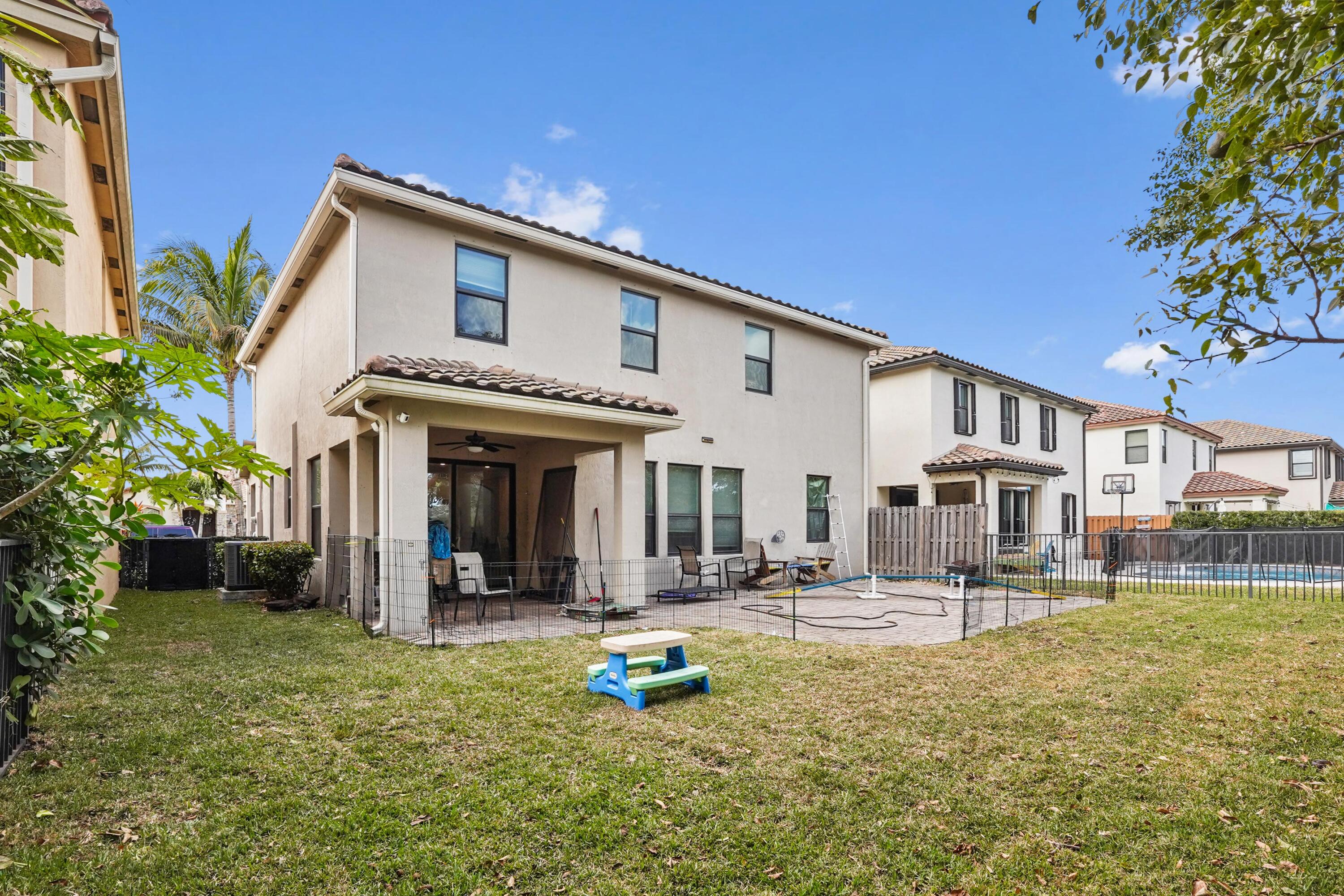 GULFSTREAM PRESERVE - Residential