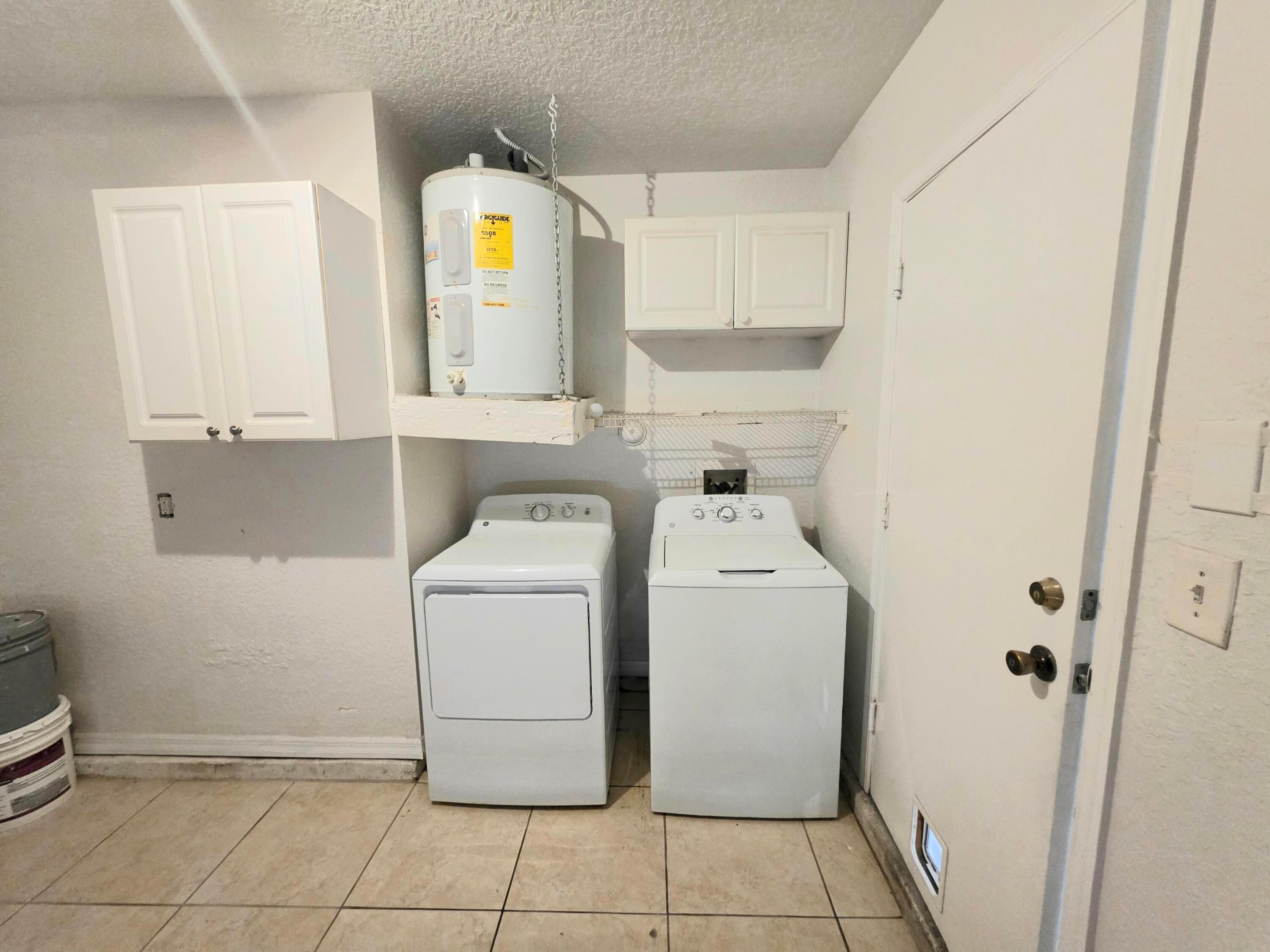 EAST RIDGE - Residential Lease