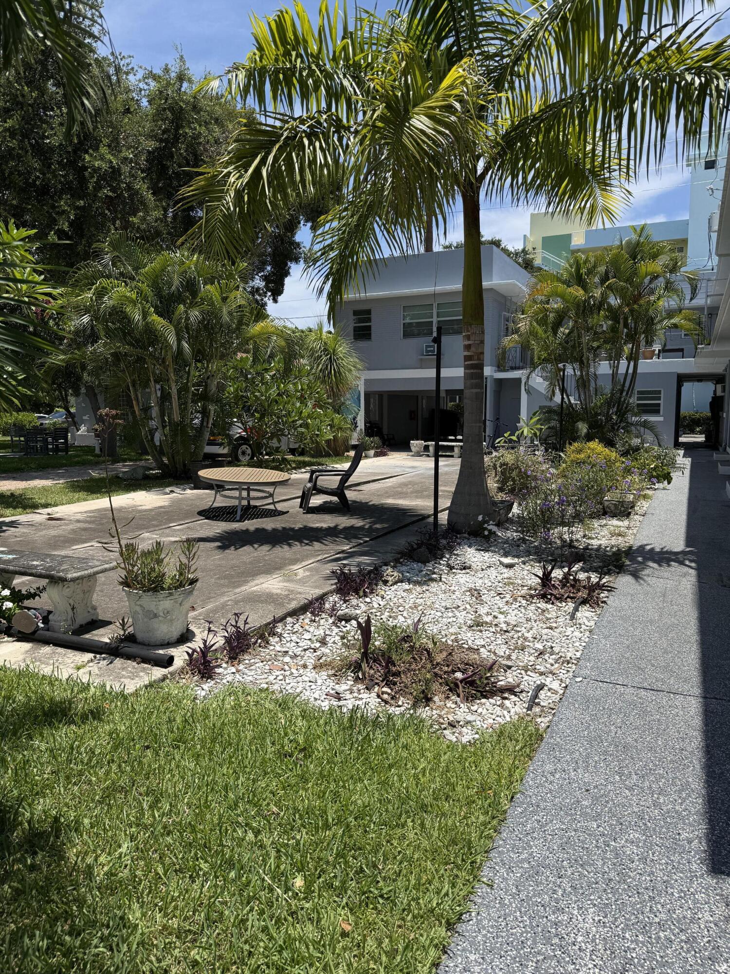 LAKE WORTH TOWN OF - Residential Lease
