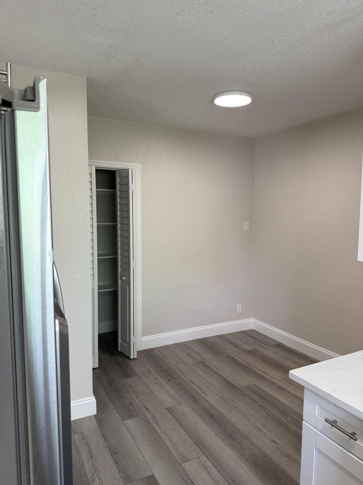 LAKE WORTH TOWN OF - Residential Lease