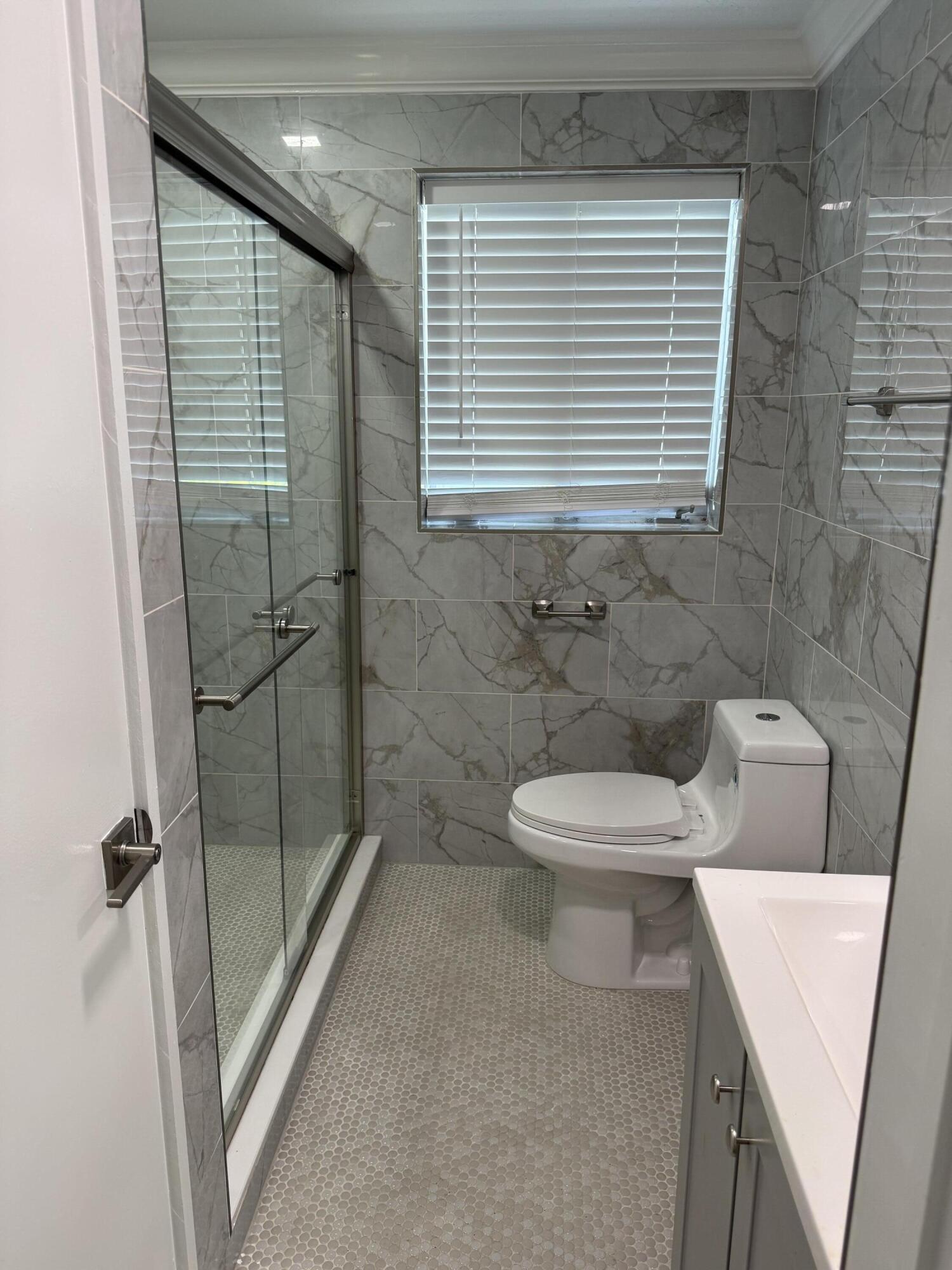 LAKE WORTH TOWN OF - Residential Lease