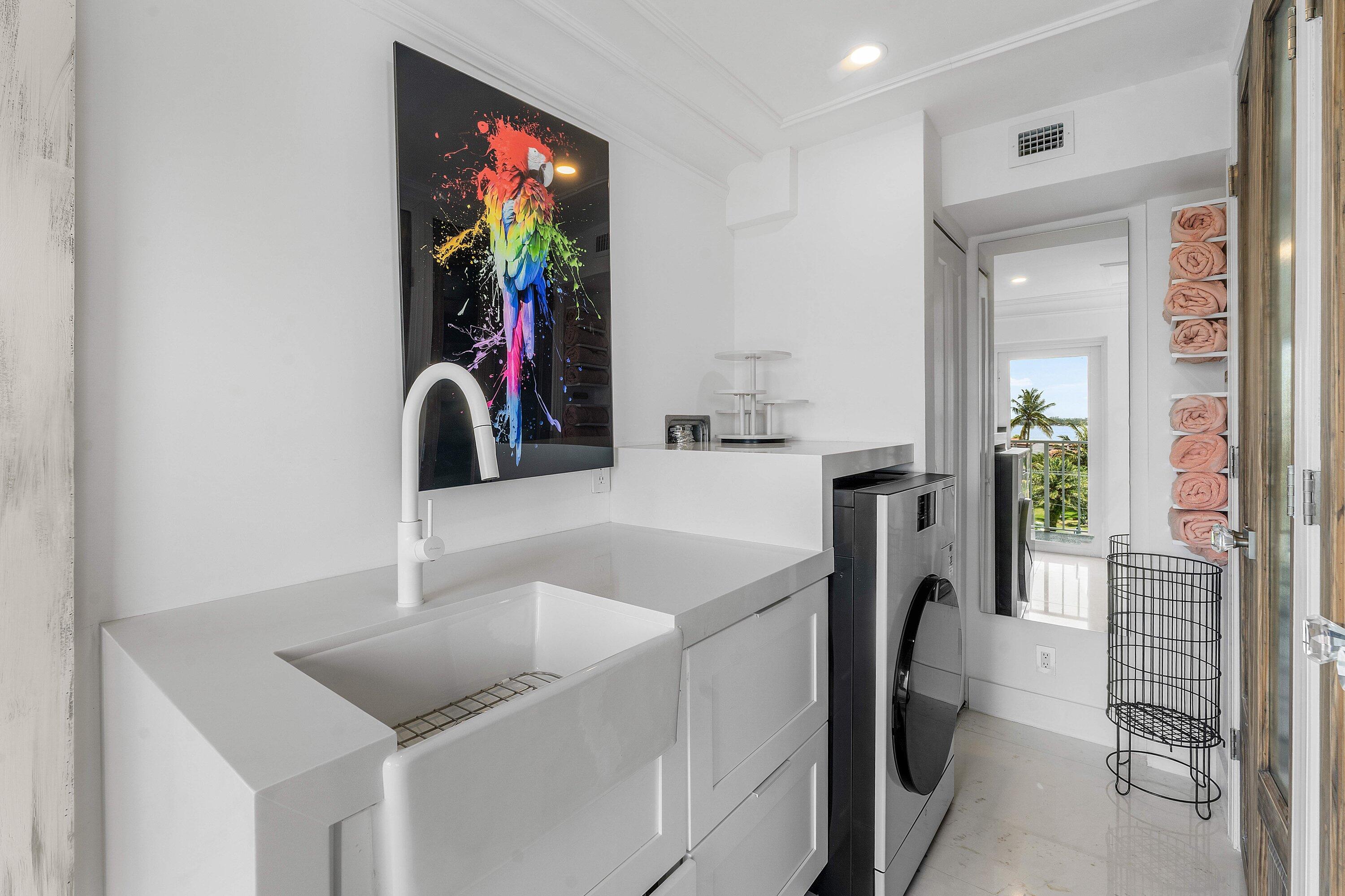 SOUTH PALM RESIDENCE INC - Residential Lease