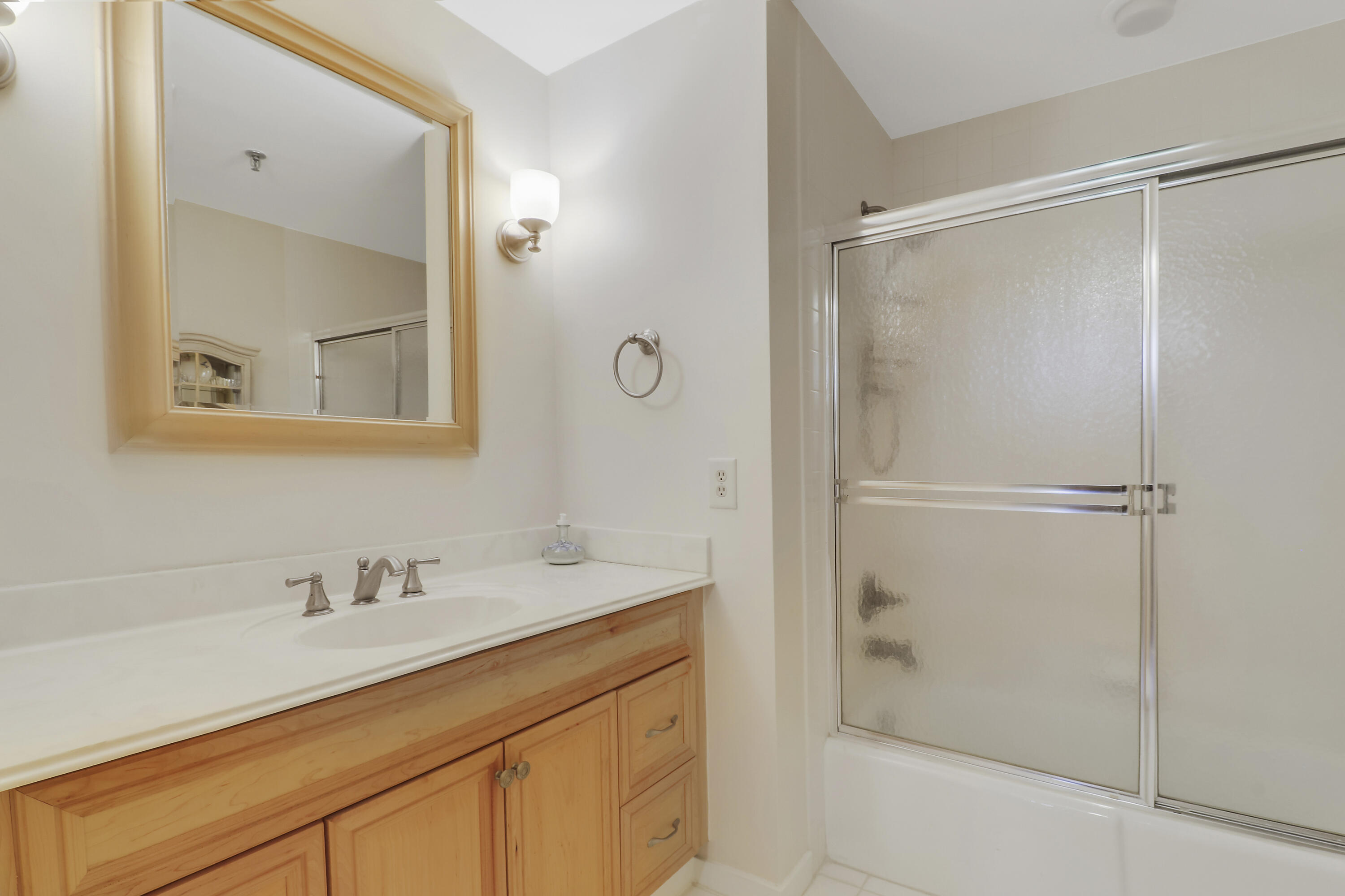MARINA AT TWELVE OAKS CONDO - Residential