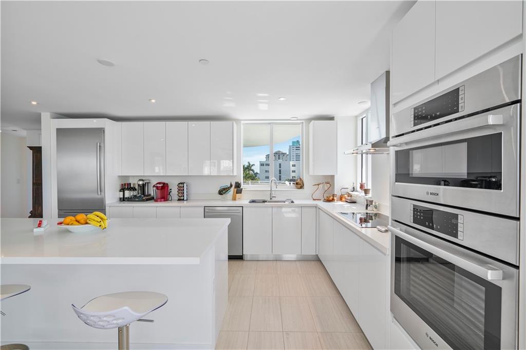 The Wave on Bayshore - Residential