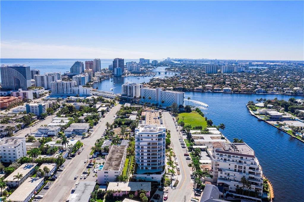 The Wave on Bayshore - Residential