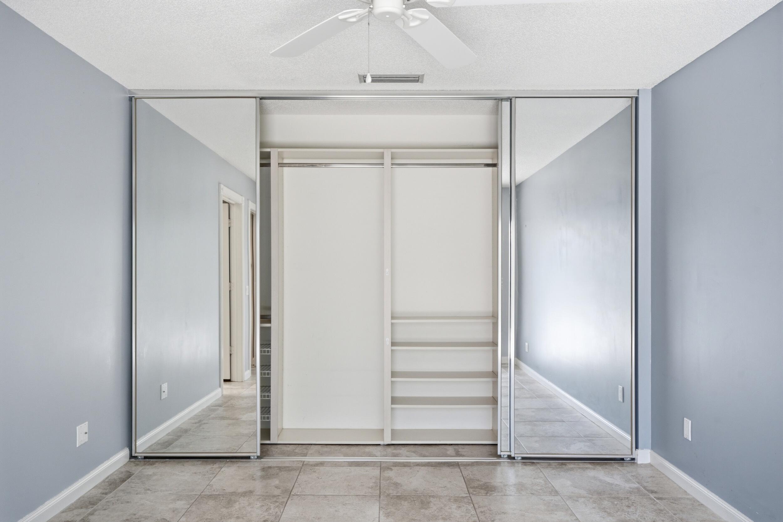 OAKS-SUNTERRACE 4 - Residential