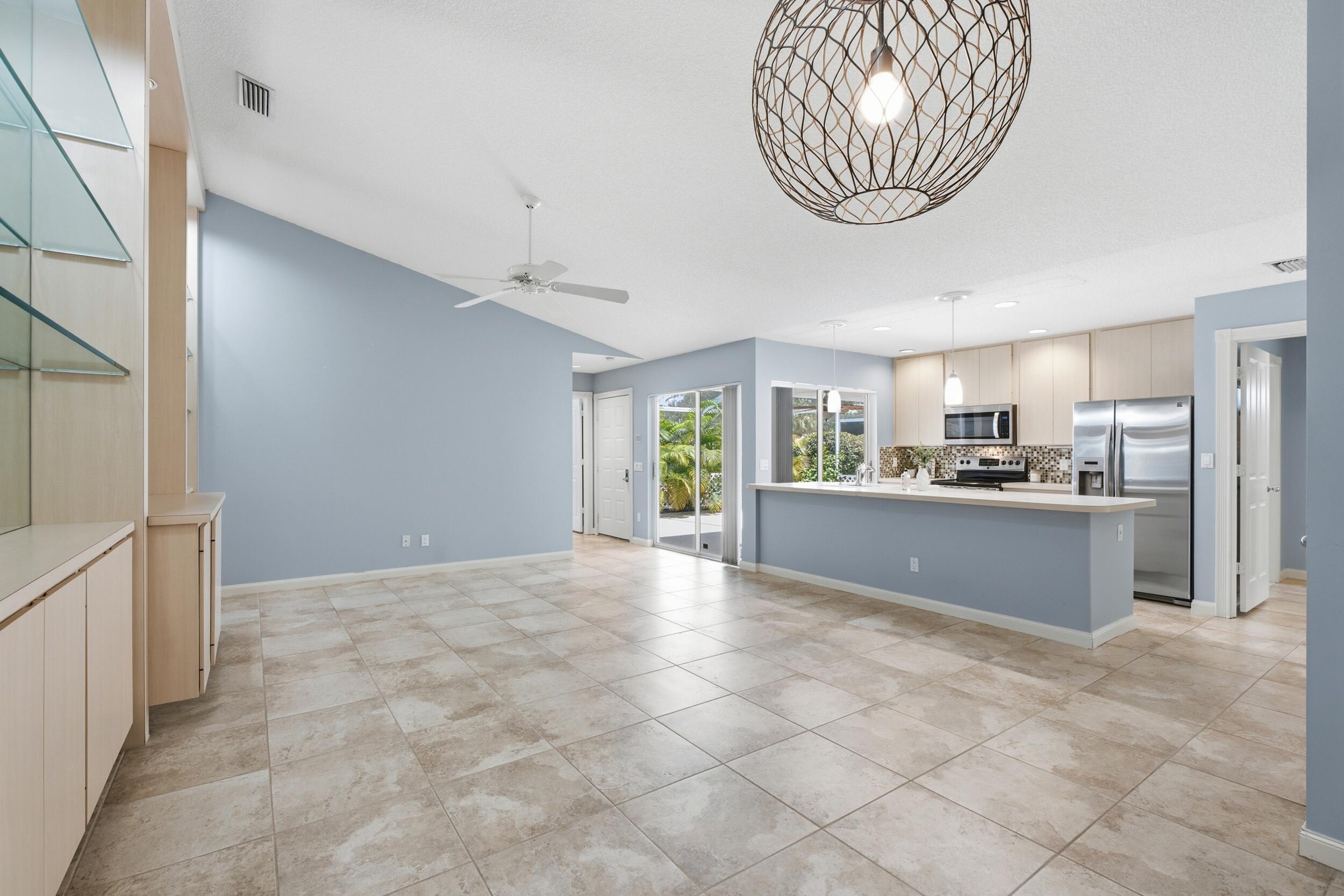 OAKS-SUNTERRACE 4 - Residential