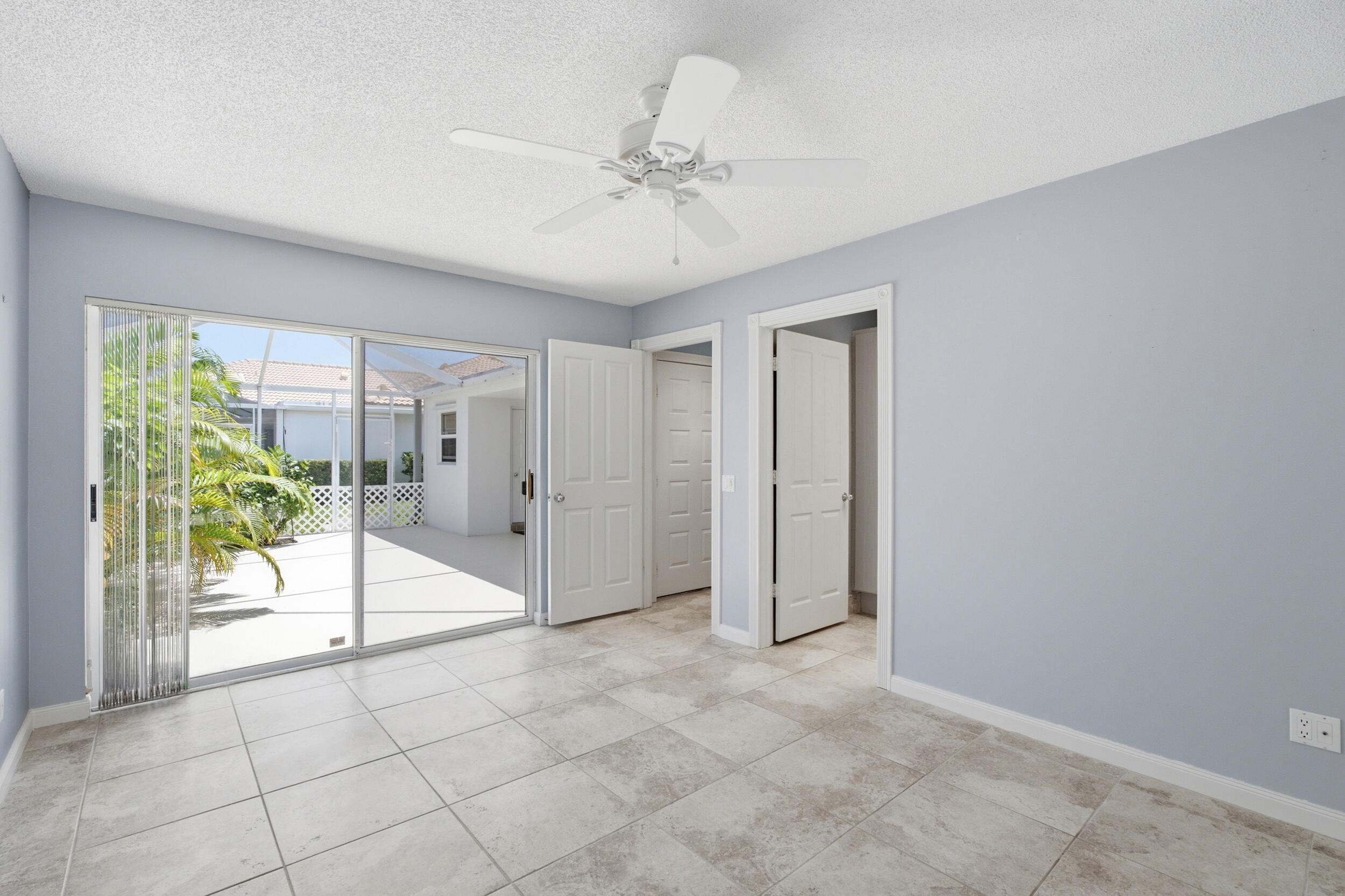 OAKS-SUNTERRACE 4 - Residential