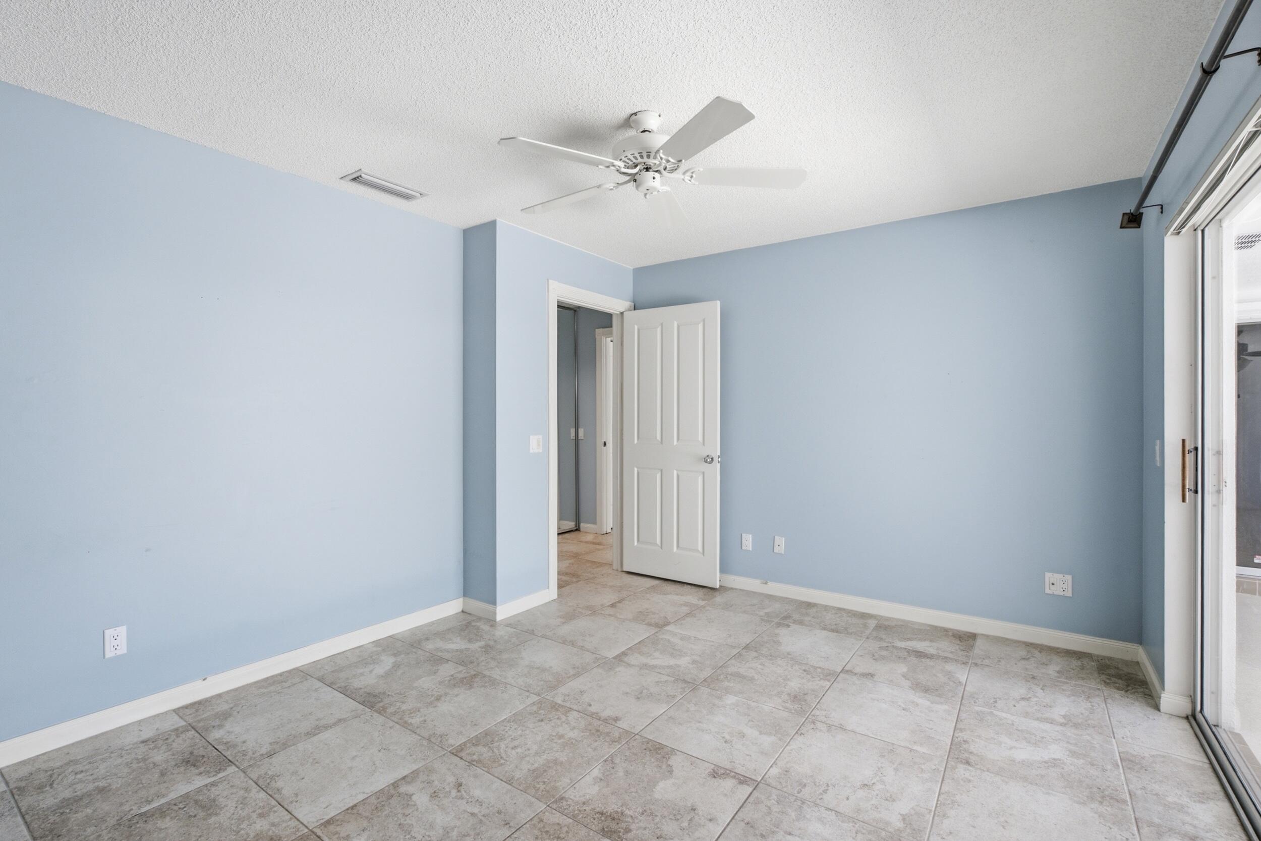 OAKS-SUNTERRACE 4 - Residential