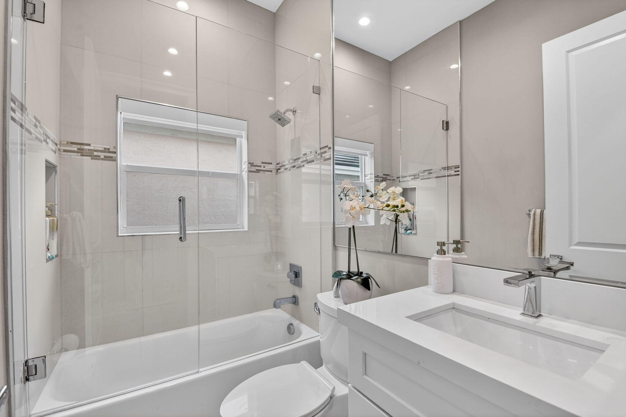 LAKE CHARLESTON PAR J - Residential