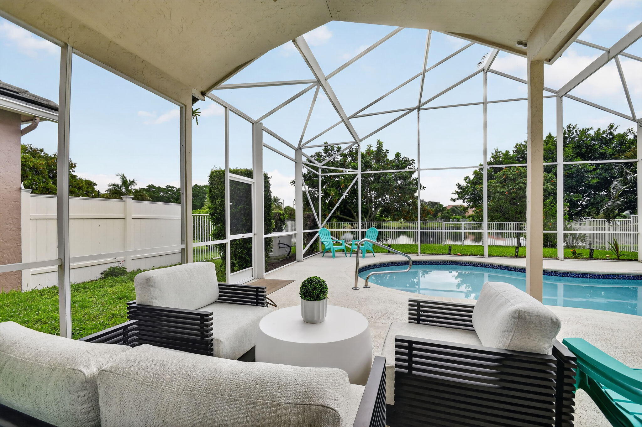LAKE CHARLESTON PAR J - Residential