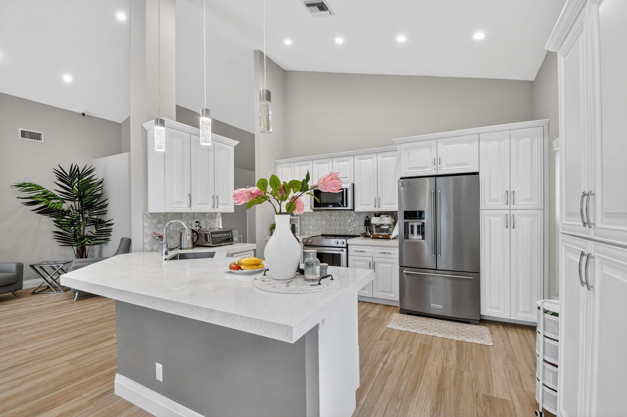 LAKE CHARLESTON PAR J - Residential