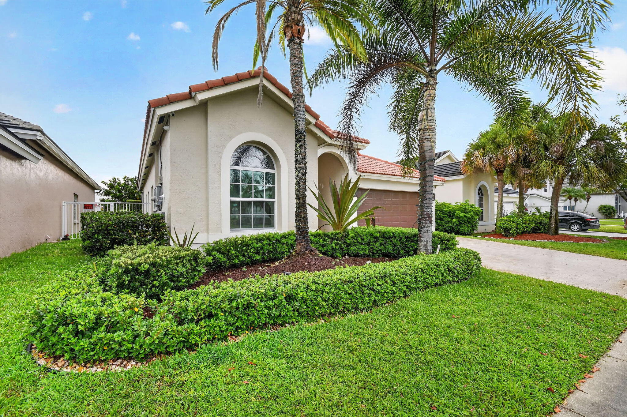 LAKE CHARLESTON PAR J - Residential