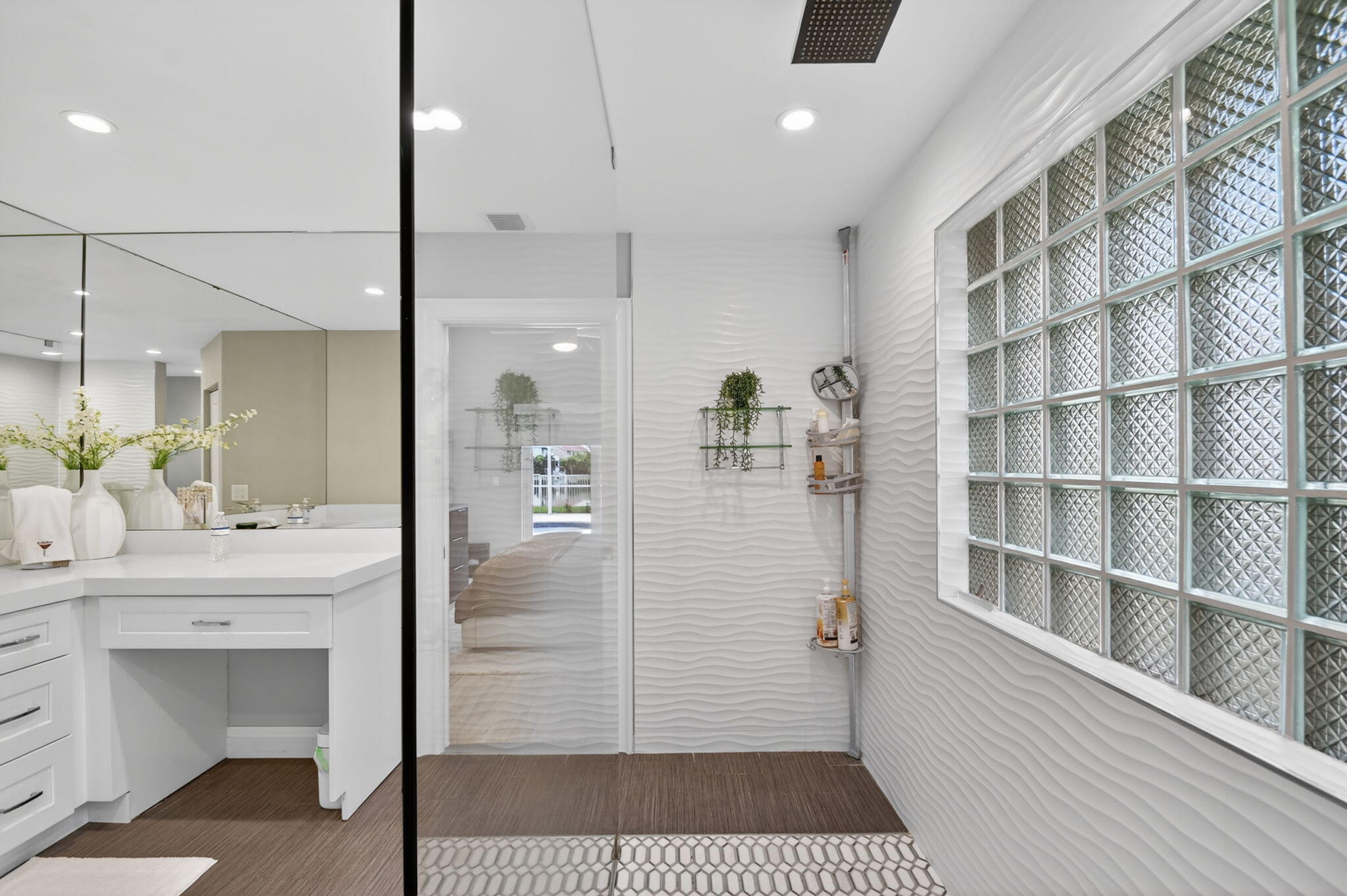 LAKE CHARLESTON PAR J - Residential