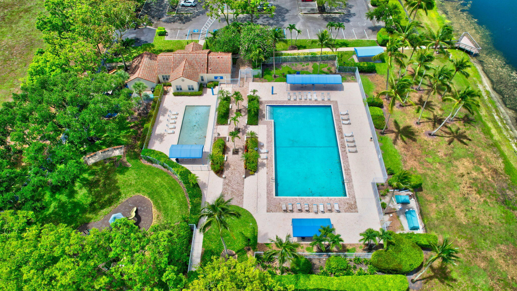 LAKE CHARLESTON PAR J - Residential