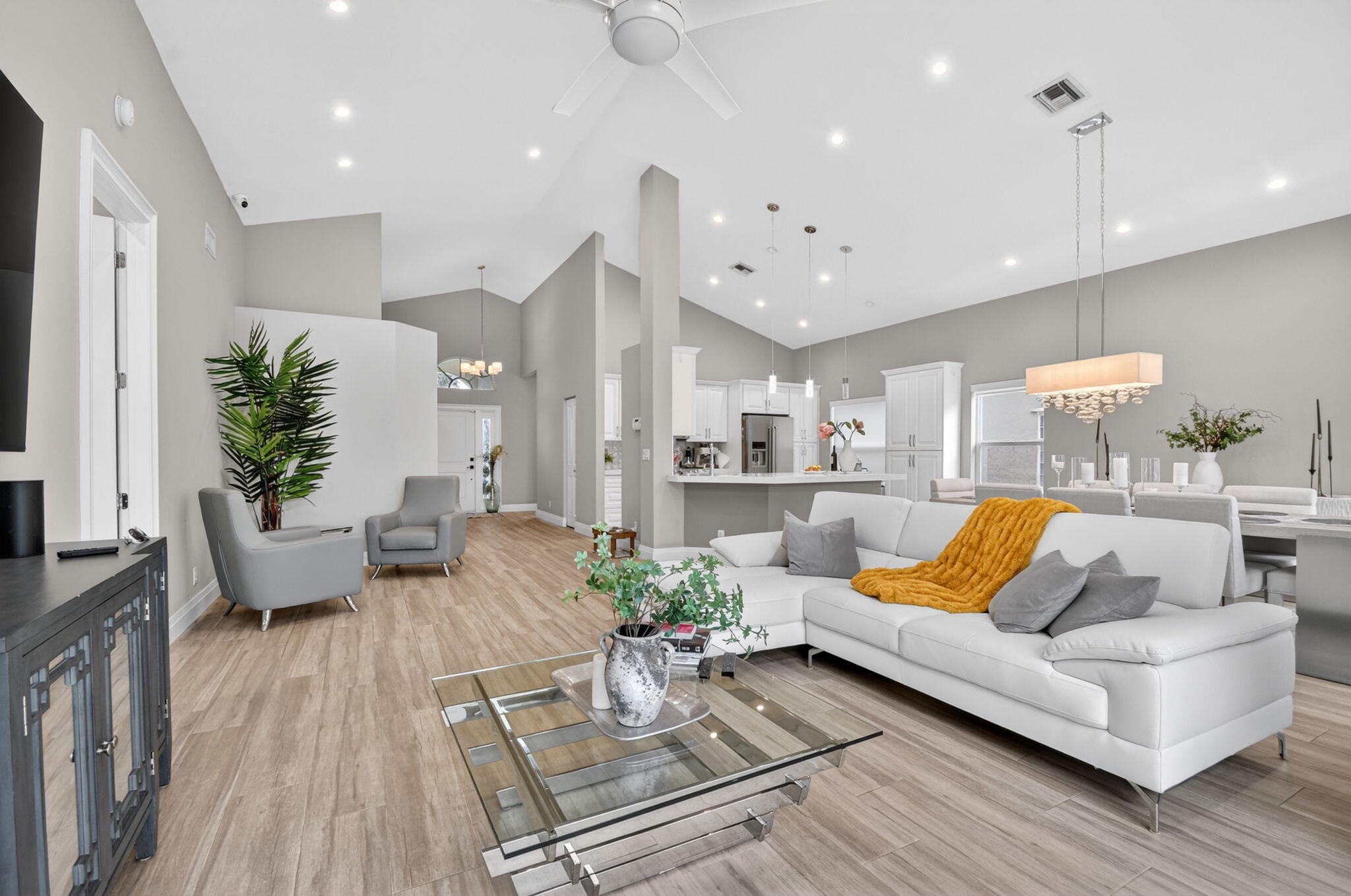 LAKE CHARLESTON PAR J - Residential
