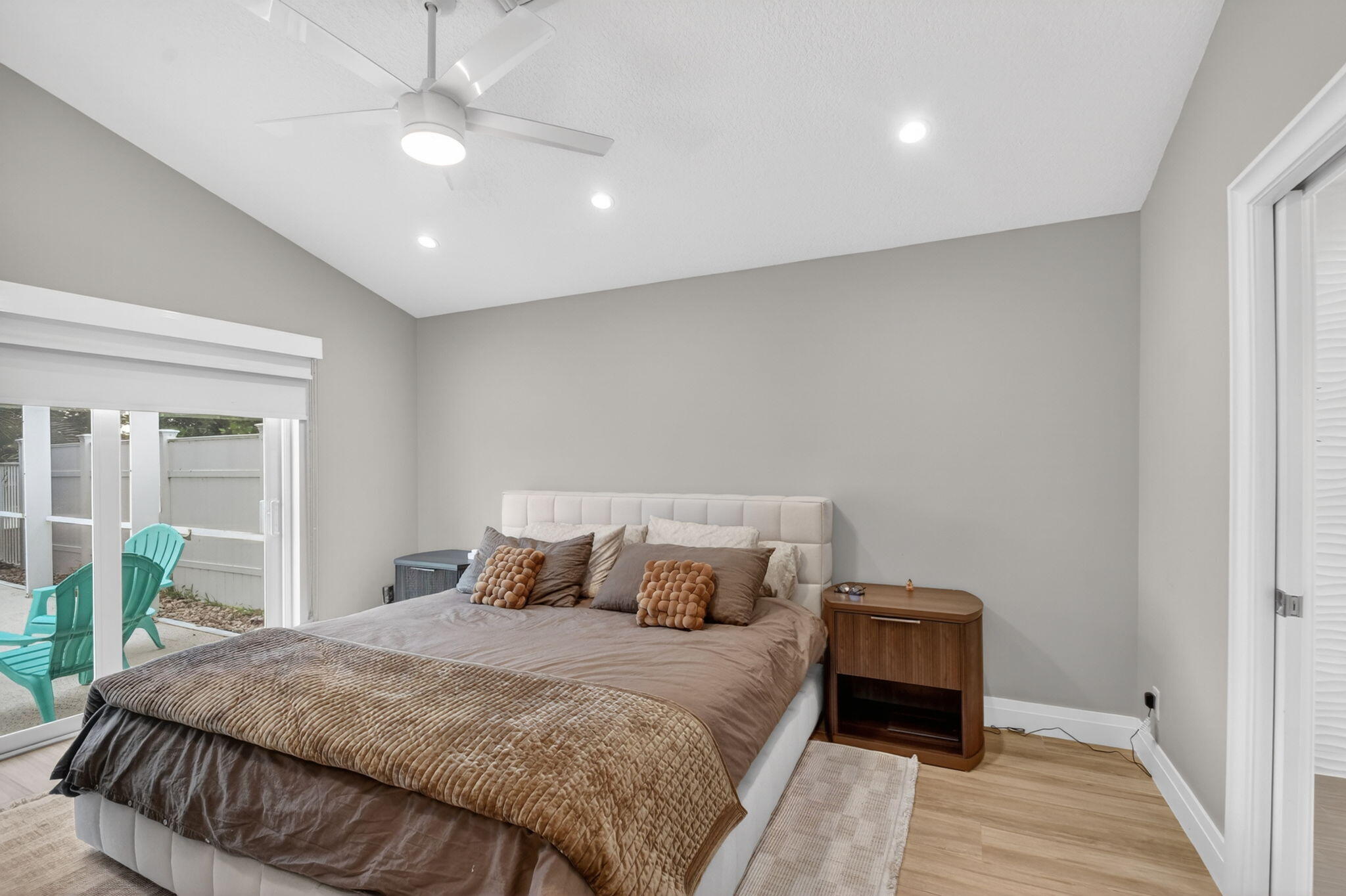 LAKE CHARLESTON PAR J - Residential