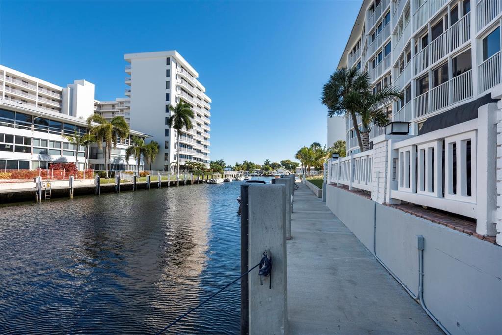 WILSHIRE EAST CONDO - Residential Lease