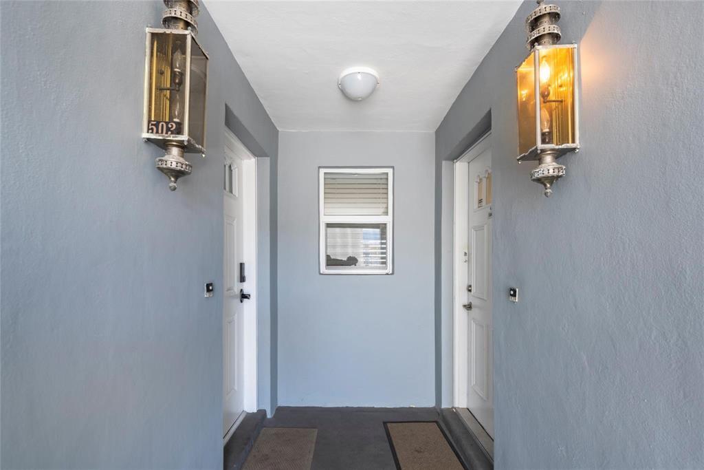WILSHIRE EAST CONDO - Residential Lease