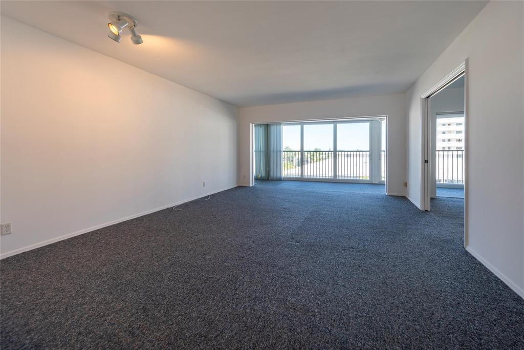 WILSHIRE EAST CONDO - Residential Lease