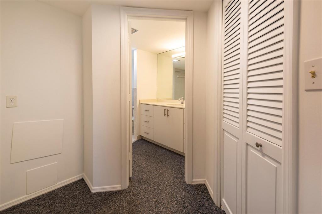 WILSHIRE EAST CONDO - Residential Lease