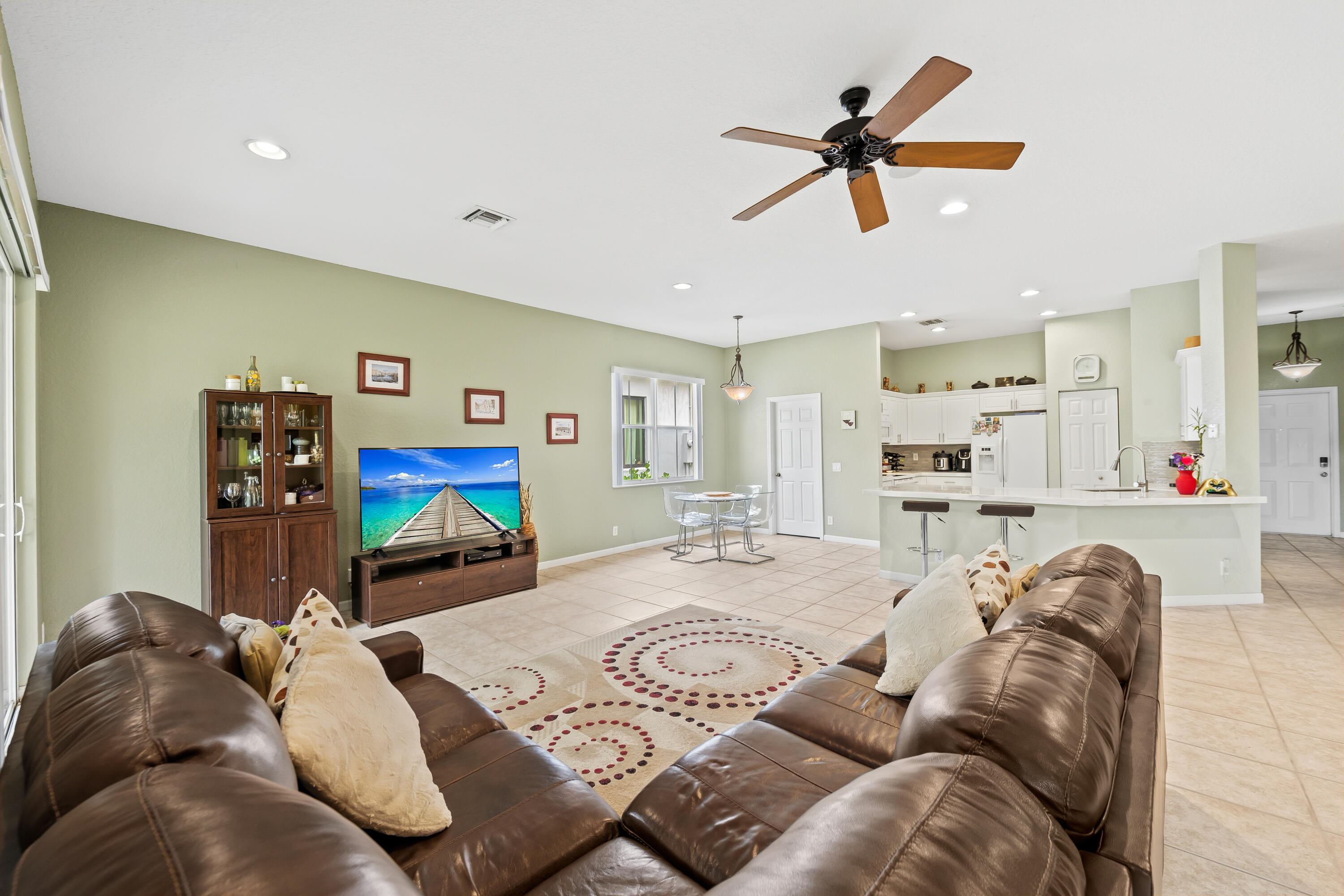 SECTOR 2-PARCELS 17 18 19 & 20 - Residential Lease