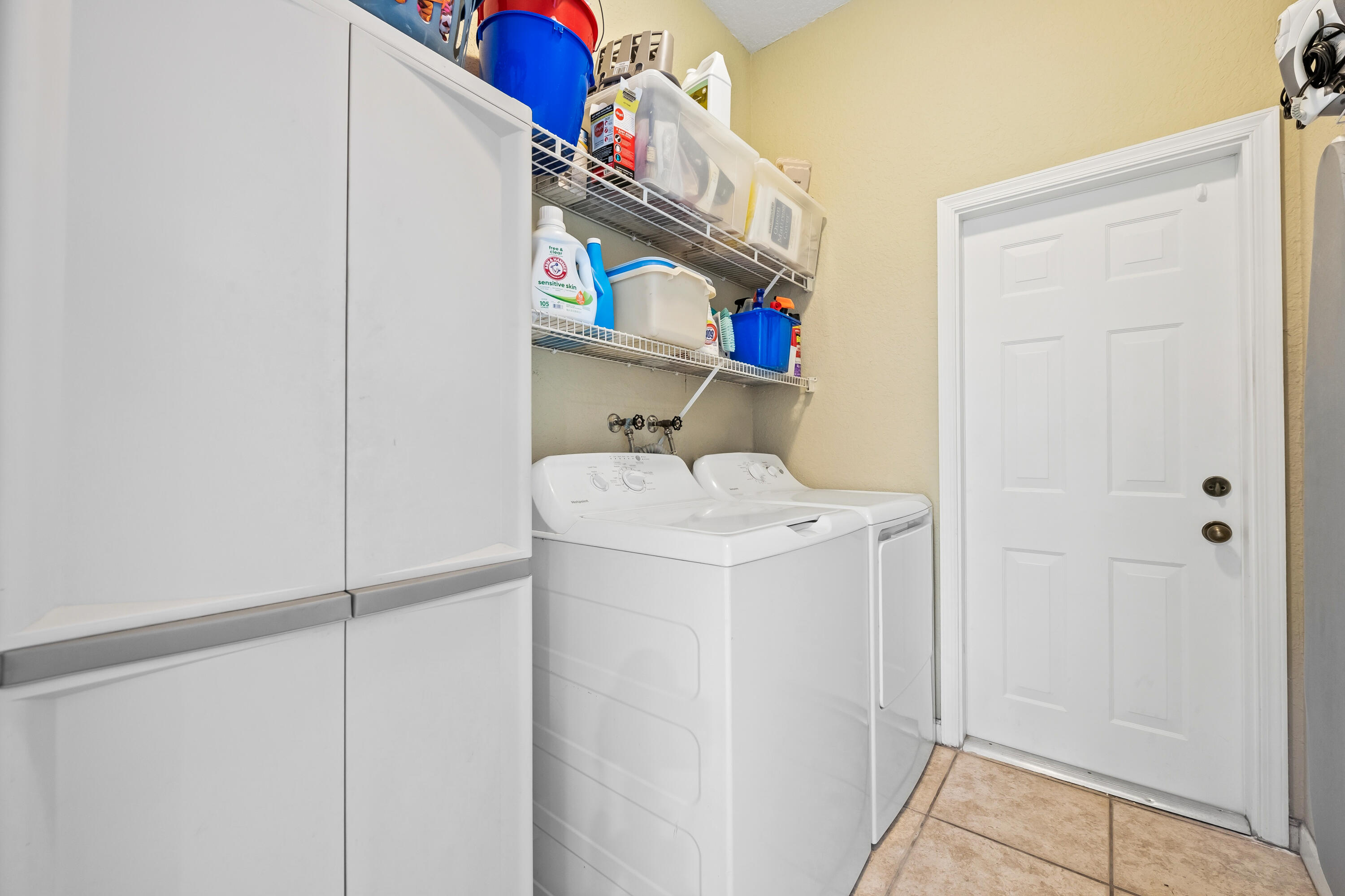 SECTOR 2-PARCELS 17 18 19 & 20 - Residential Lease