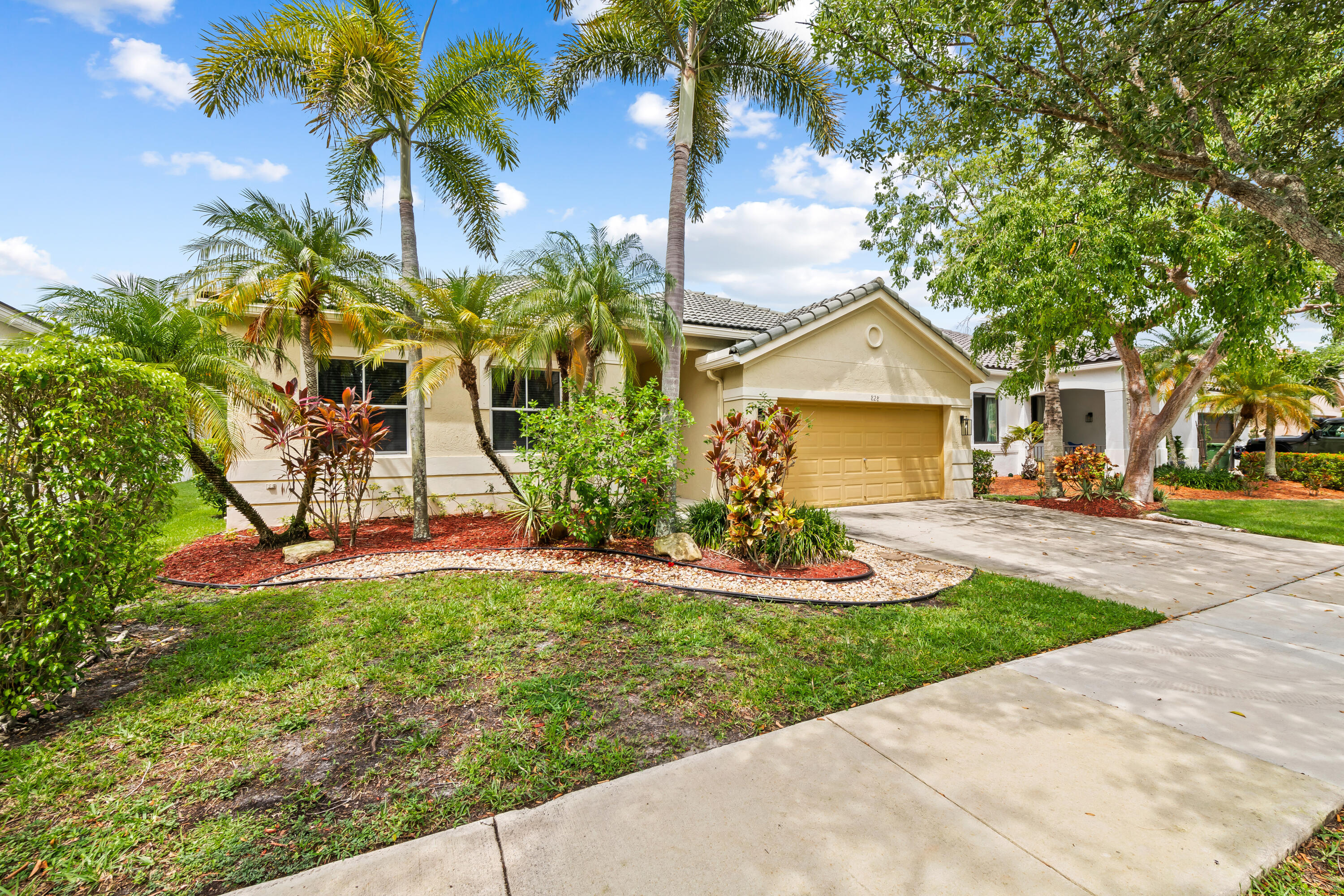 SECTOR 2-PARCELS 17 18 19 & 20 - Residential Lease