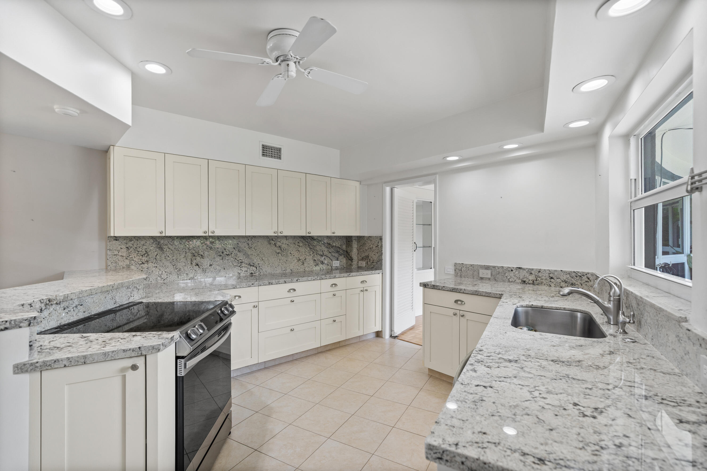 CORAL RIDGE - Residential