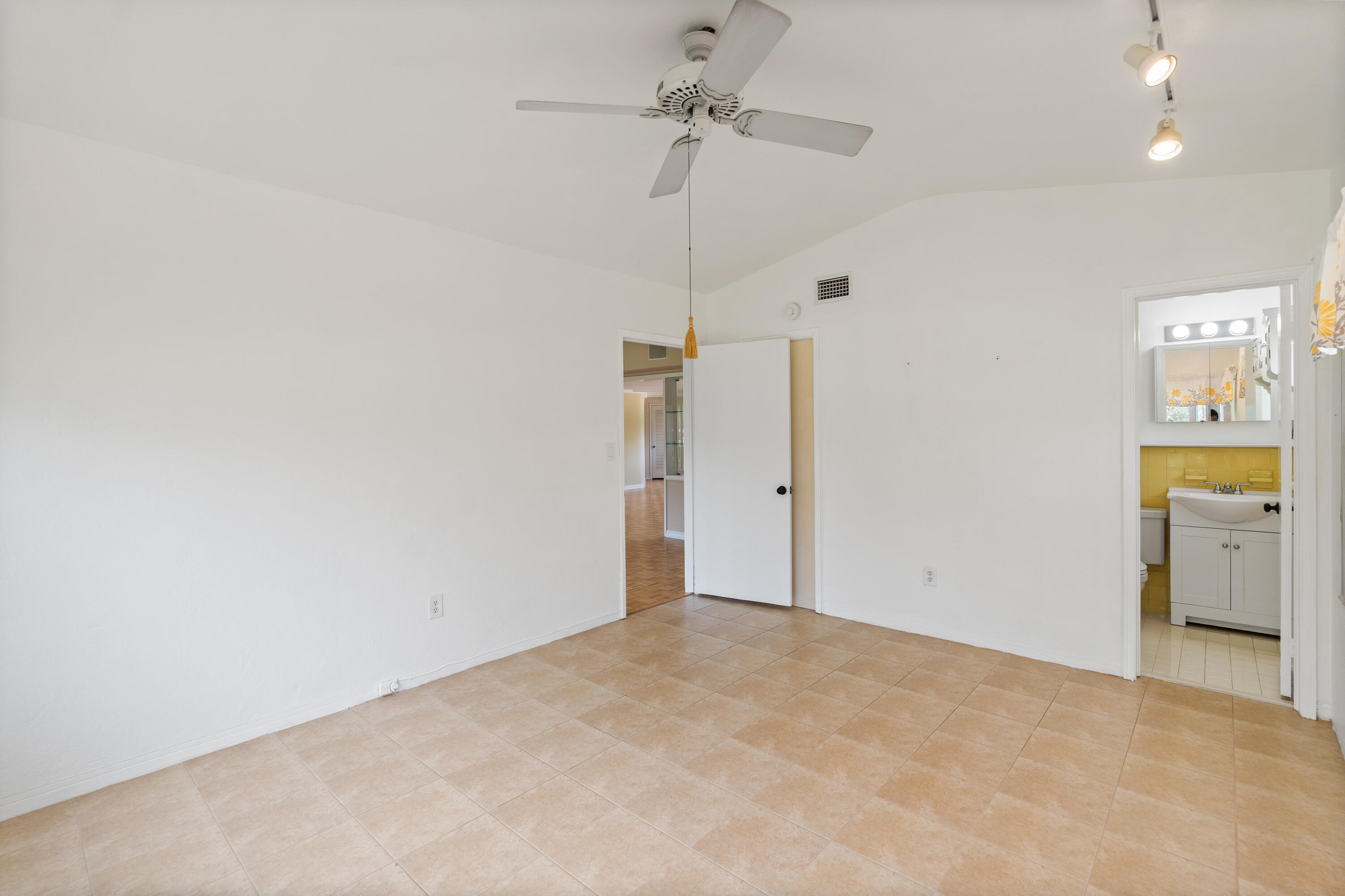 CORAL RIDGE - Residential