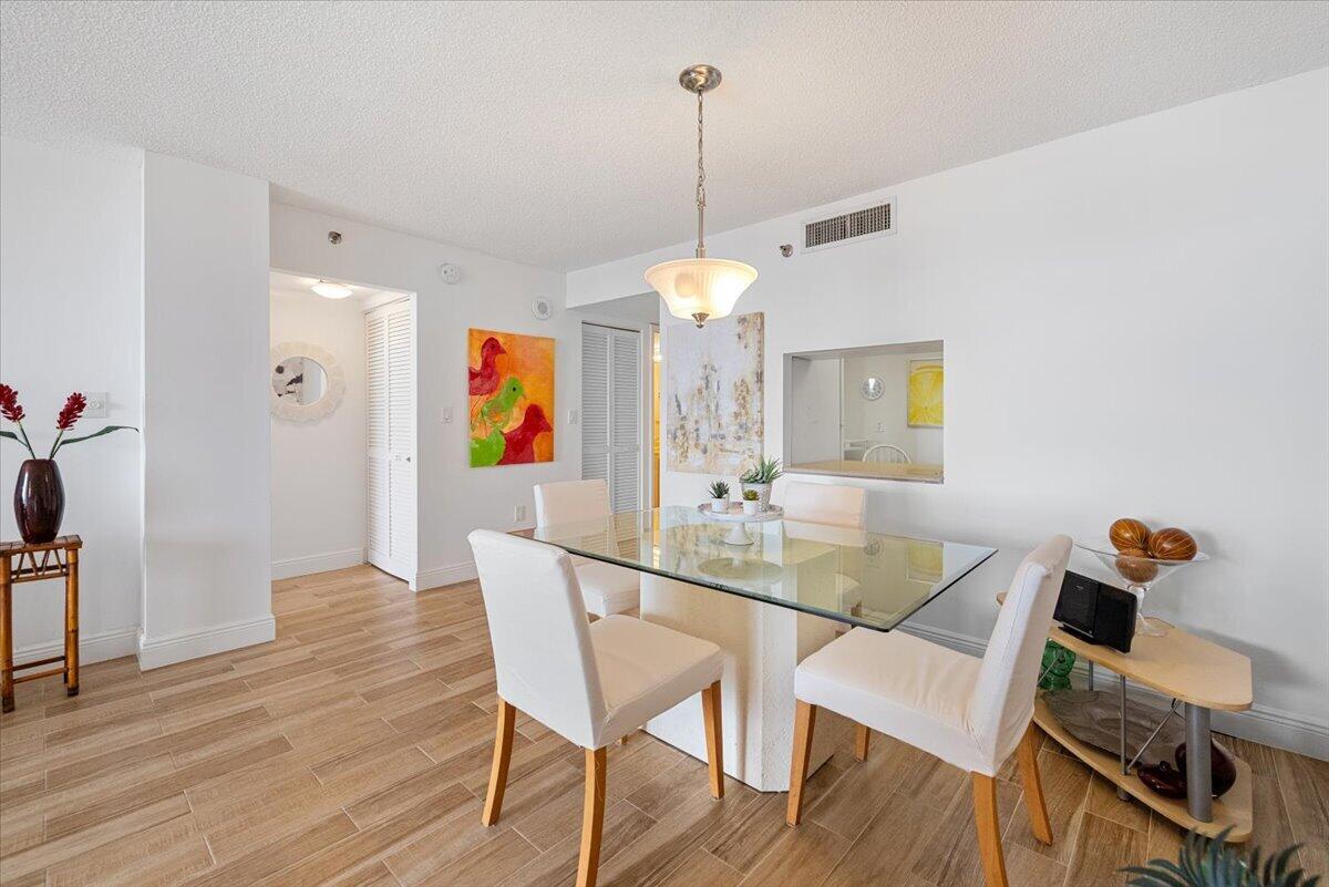 REGENCY HIGHLAND CLUB CONDO - Residential