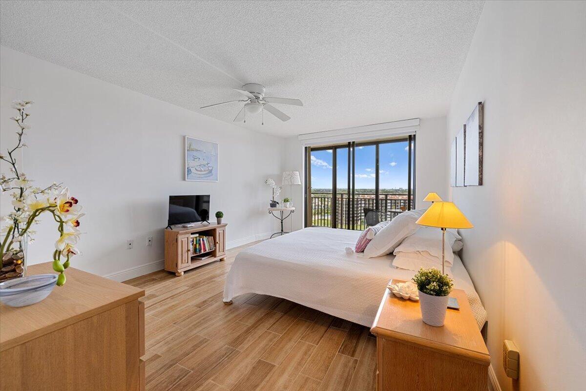 REGENCY HIGHLAND CLUB CONDO - Residential