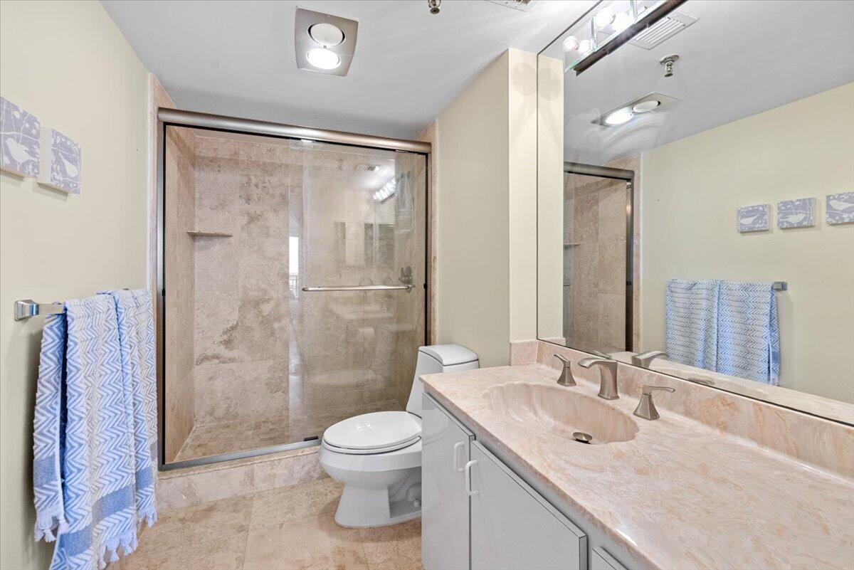 REGENCY HIGHLAND CLUB CONDO - Residential