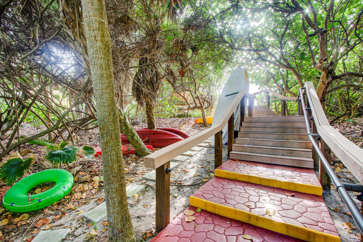 REGENCY HIGHLAND CLUB CONDO - Residential