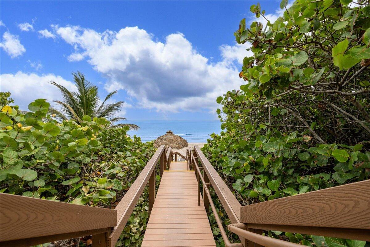REGENCY HIGHLAND CLUB CONDO - Residential