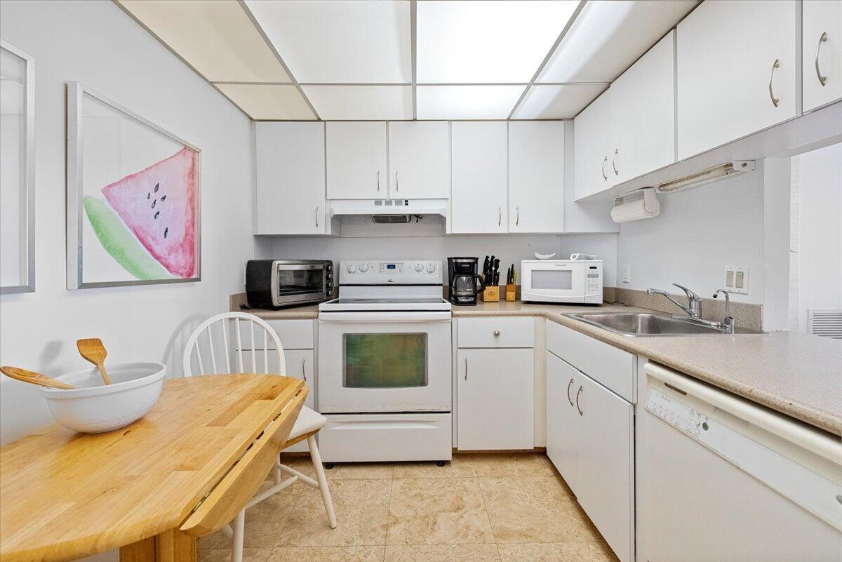 REGENCY HIGHLAND CLUB CONDO - Residential