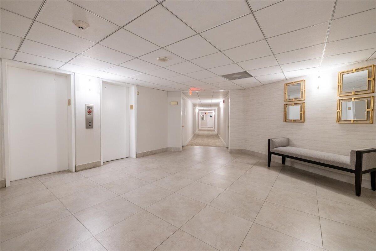 REGENCY HIGHLAND CLUB CONDO - Residential