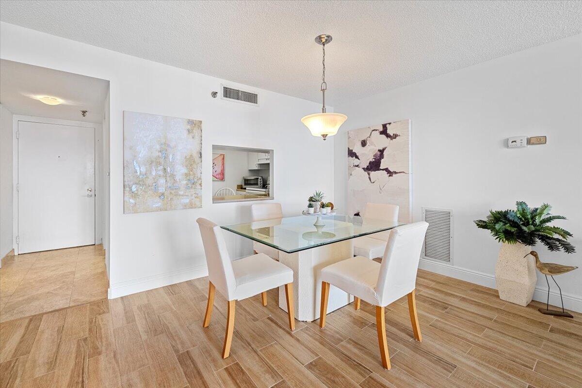 REGENCY HIGHLAND CLUB CONDO - Residential