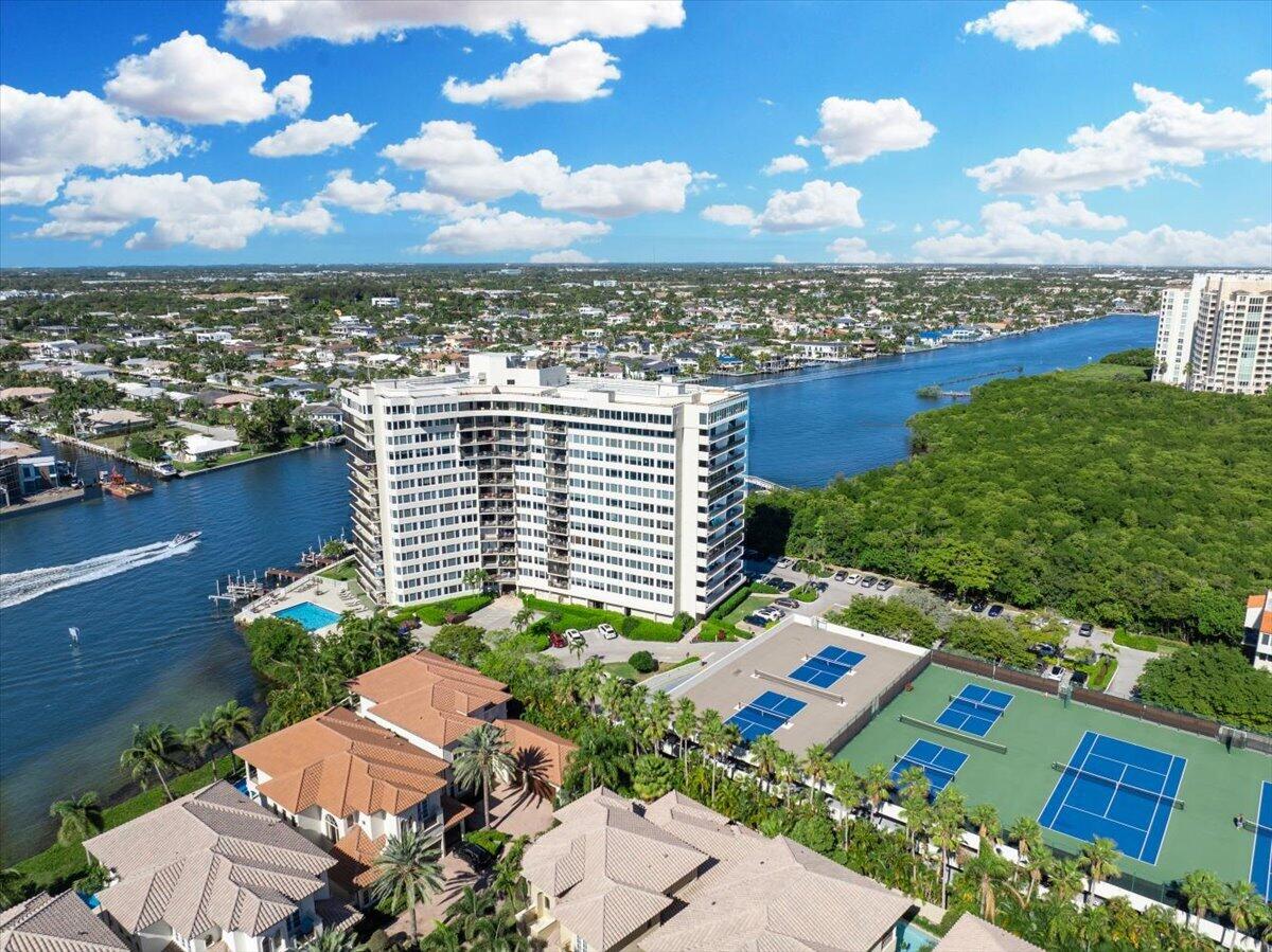 REGENCY HIGHLAND CLUB CONDO - Residential