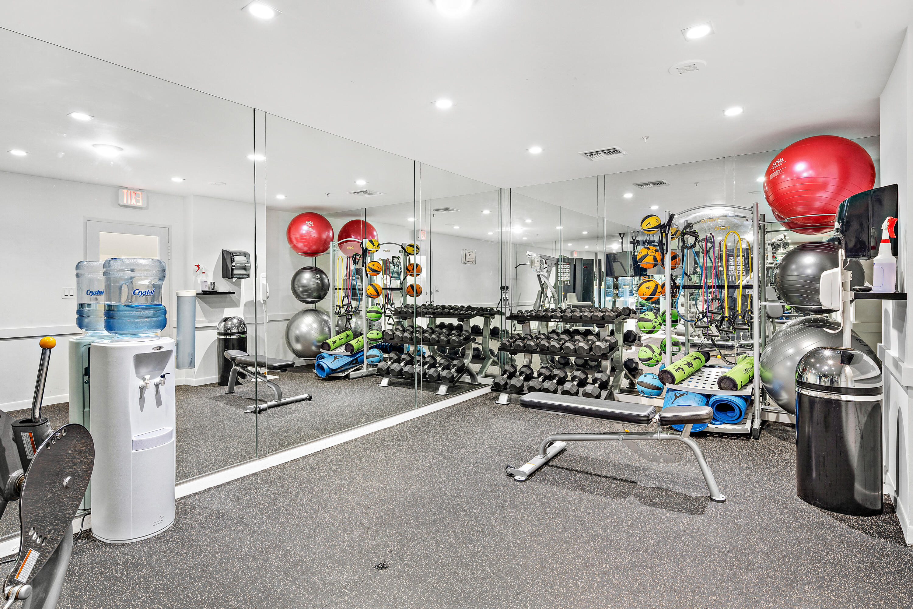 REGENCY HIGHLAND CLUB CONDO - Residential