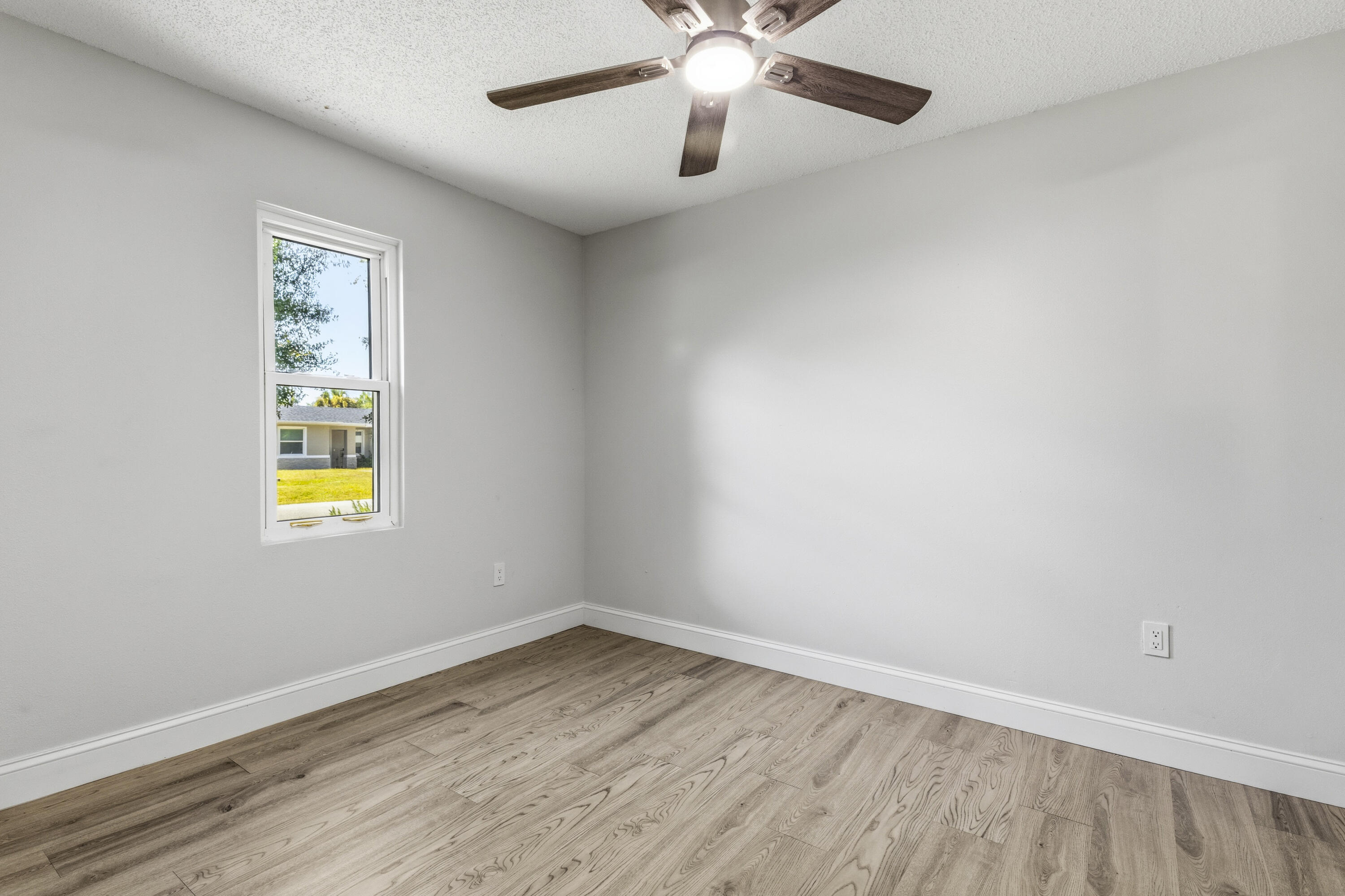 PORT MALABAR UNIT 18 - Residential