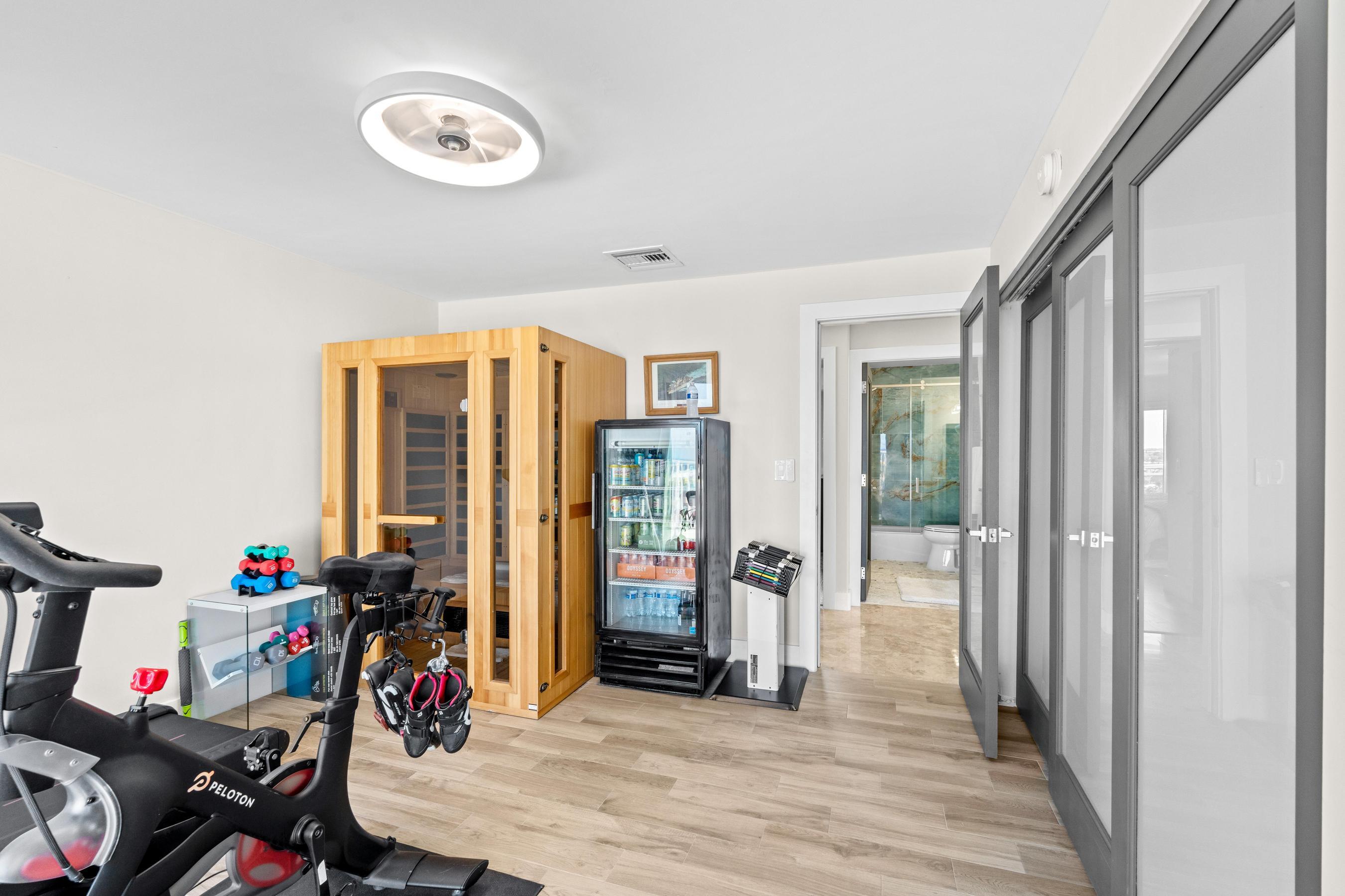 HILLSBORO ISLAND HOUSE CONDO - Residential