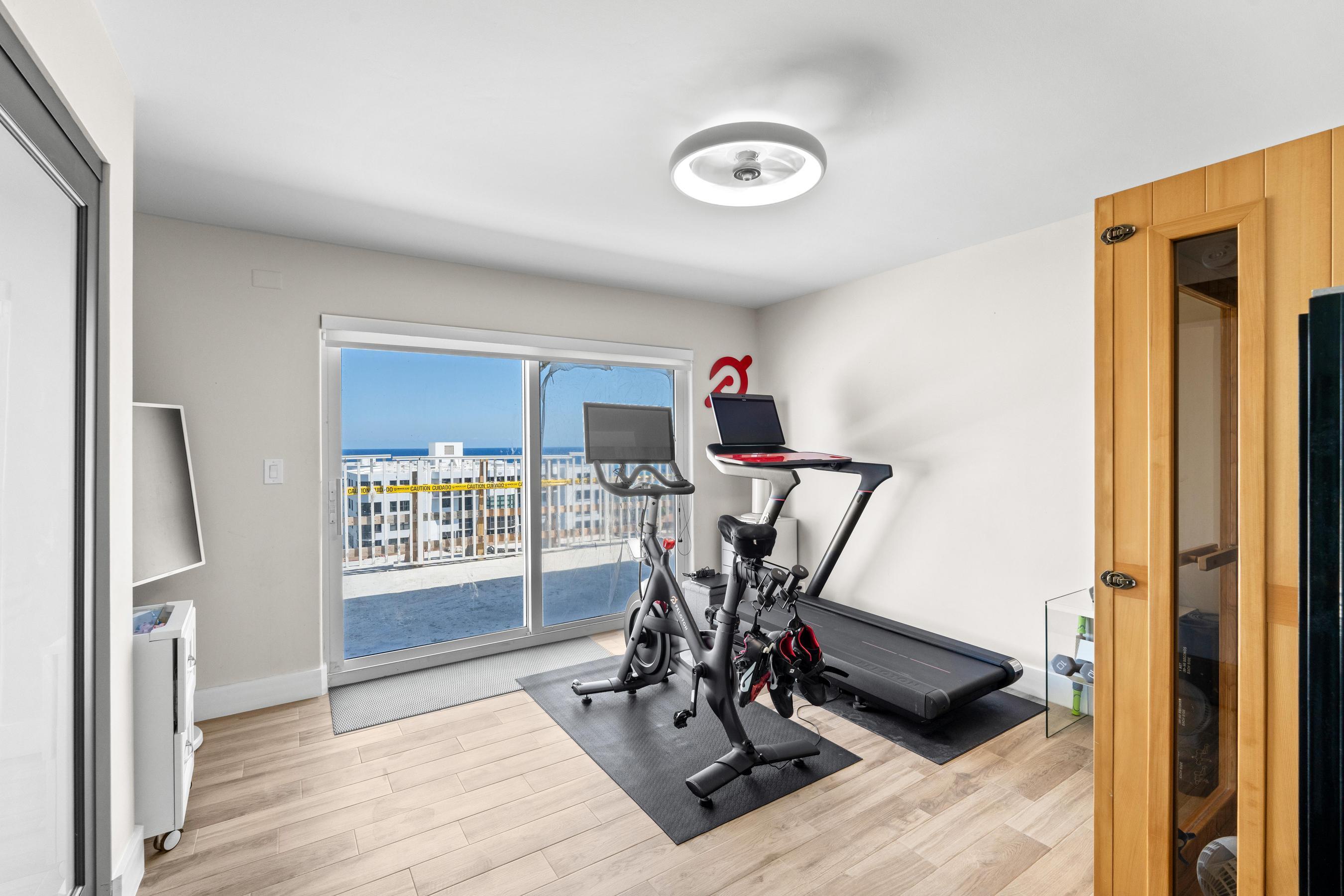HILLSBORO ISLAND HOUSE CONDO - Residential